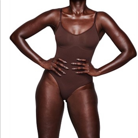SKIMS BODYSUITS/RIBBED TANK - NEGOTIABLE - Picture 2 of 3